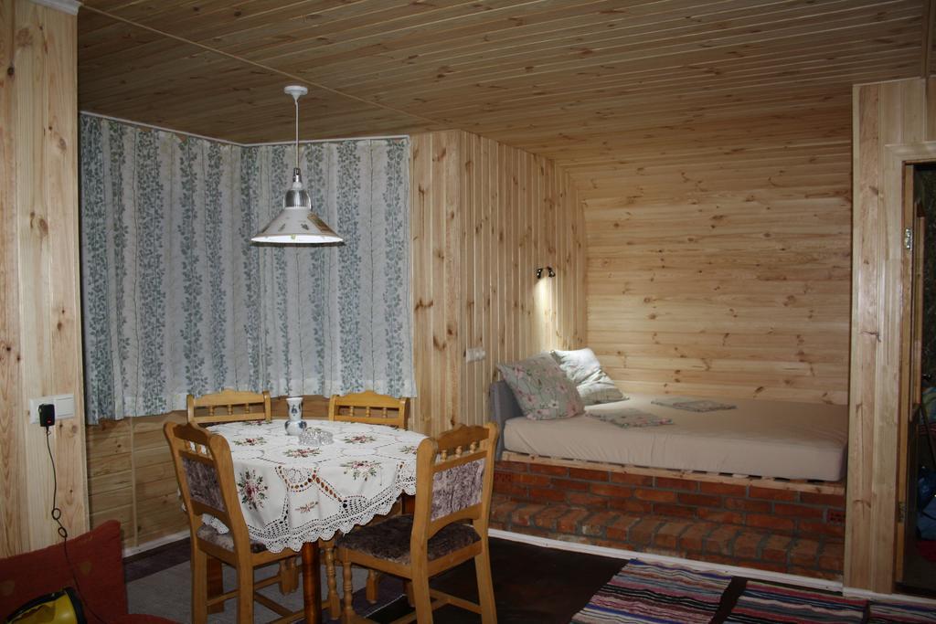 Садиба Під Гострою Zhdeniievo Exterior photo