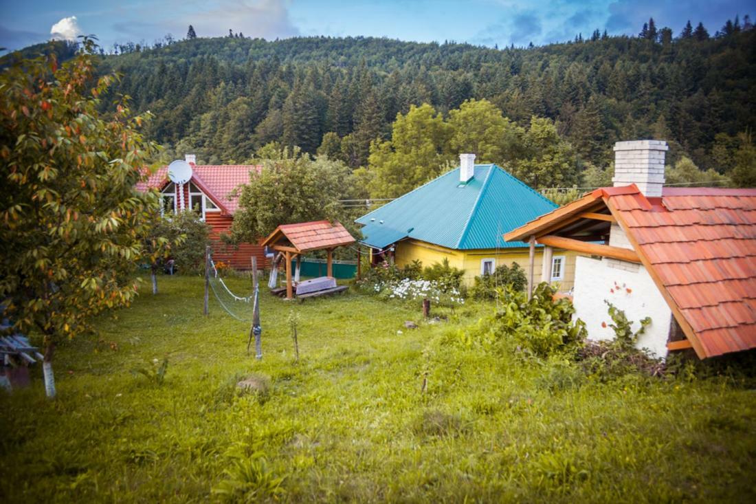 Садиба Під Гострою Zhdeniievo Exterior photo